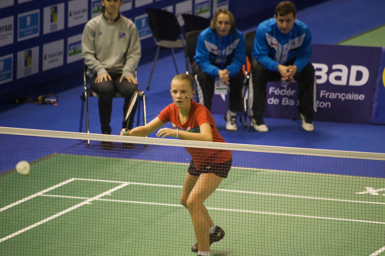 Český Badmintonový Svaz — Dcera motocyklového závodníka řádí v badmintonu: Bursová poráží i